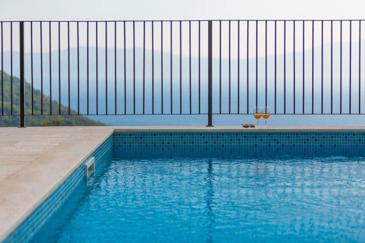 Villa Mara ザオストログ エクステリア 写真