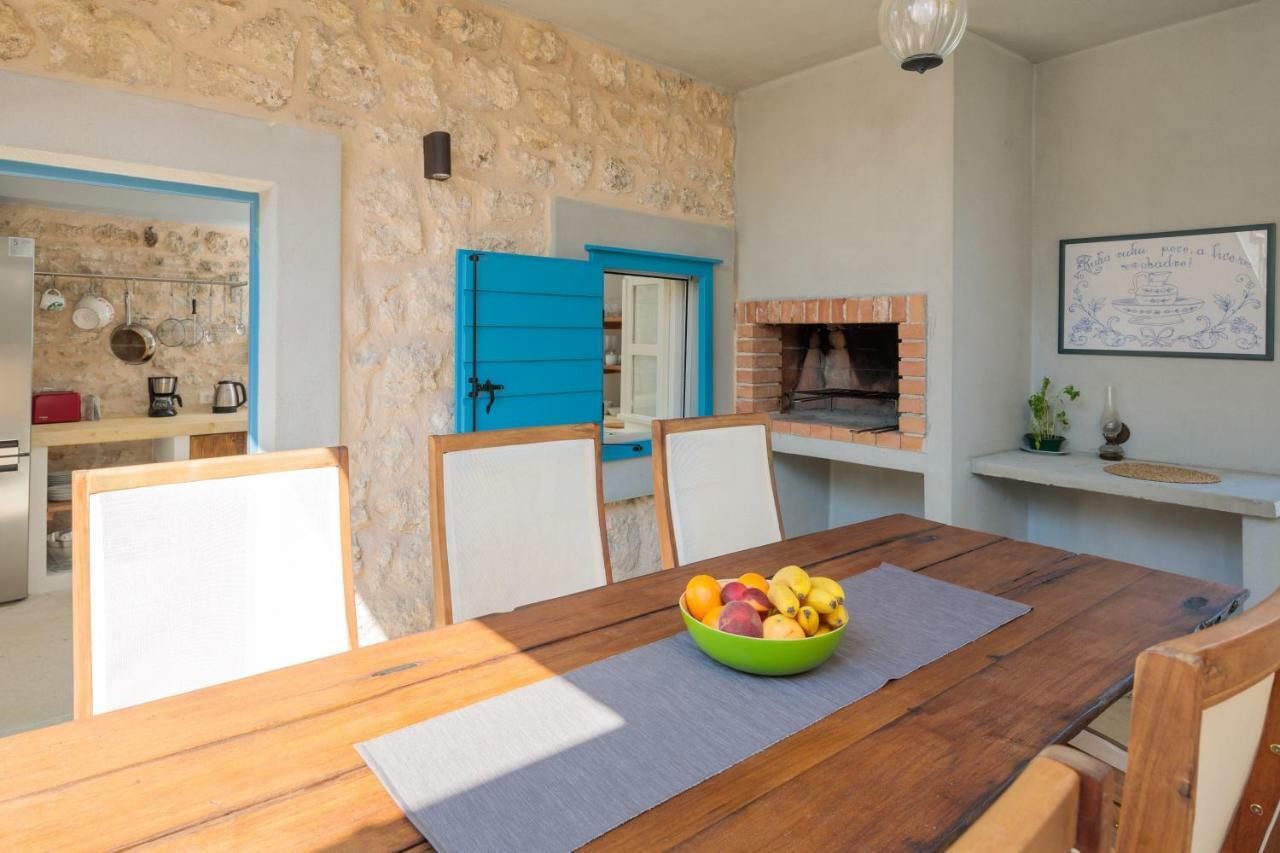 Villa Mara ザオストログ エクステリア 写真